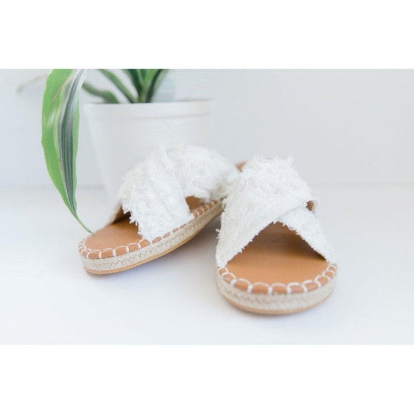 Criss Cross Sandal - Picture 2 of 4